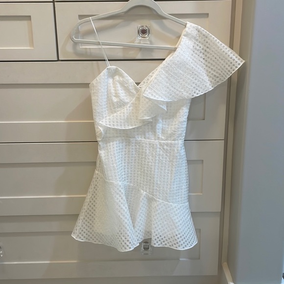 Amanda Uprichard Dresses & Skirts - Amanda Uprichard One Shoulder Ruffle Dress